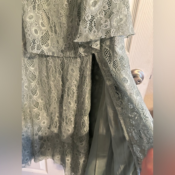 Lulus Tiered Blue Lace Dress - Size L - Bridesmaid/Formal Dress - Picture 5 of 5